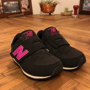 💜💕🖤 The Cutest New Balance shoes.